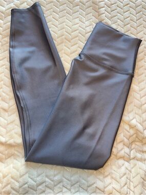 Alo Yoga High-Waist Airlift 7/8 Legging Grey Size X-Small